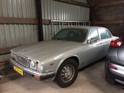 xj 3-1.jpg