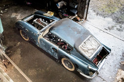 Mannenafdeling-schuurvondst-gent-jaguar-XK140-overige-1.jpg