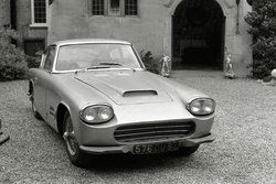Mannenafdeling-schuurvondst-gent-jaguar-XK140-zwart-wit.jpg