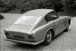 Mannenafdeling-schuurvondst-gent-jaguar-XK140-zwart-wit-1.jpg