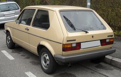1280px-VW_Golf_I_Facelift_rear_20081209.jpg